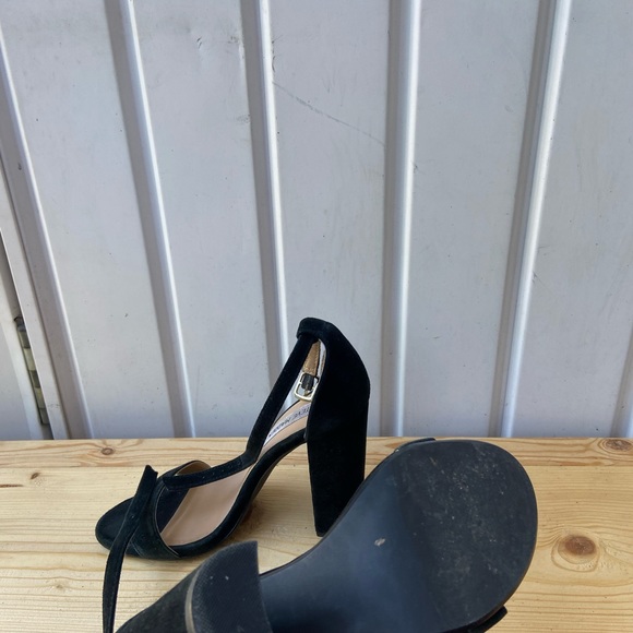 Steve Madden black velvet heels - Picture 4 of 4